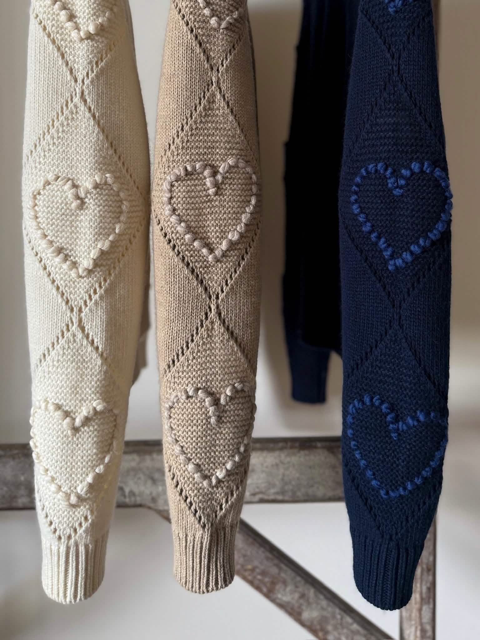 Bobble Stitch Heart Sweater - Navy