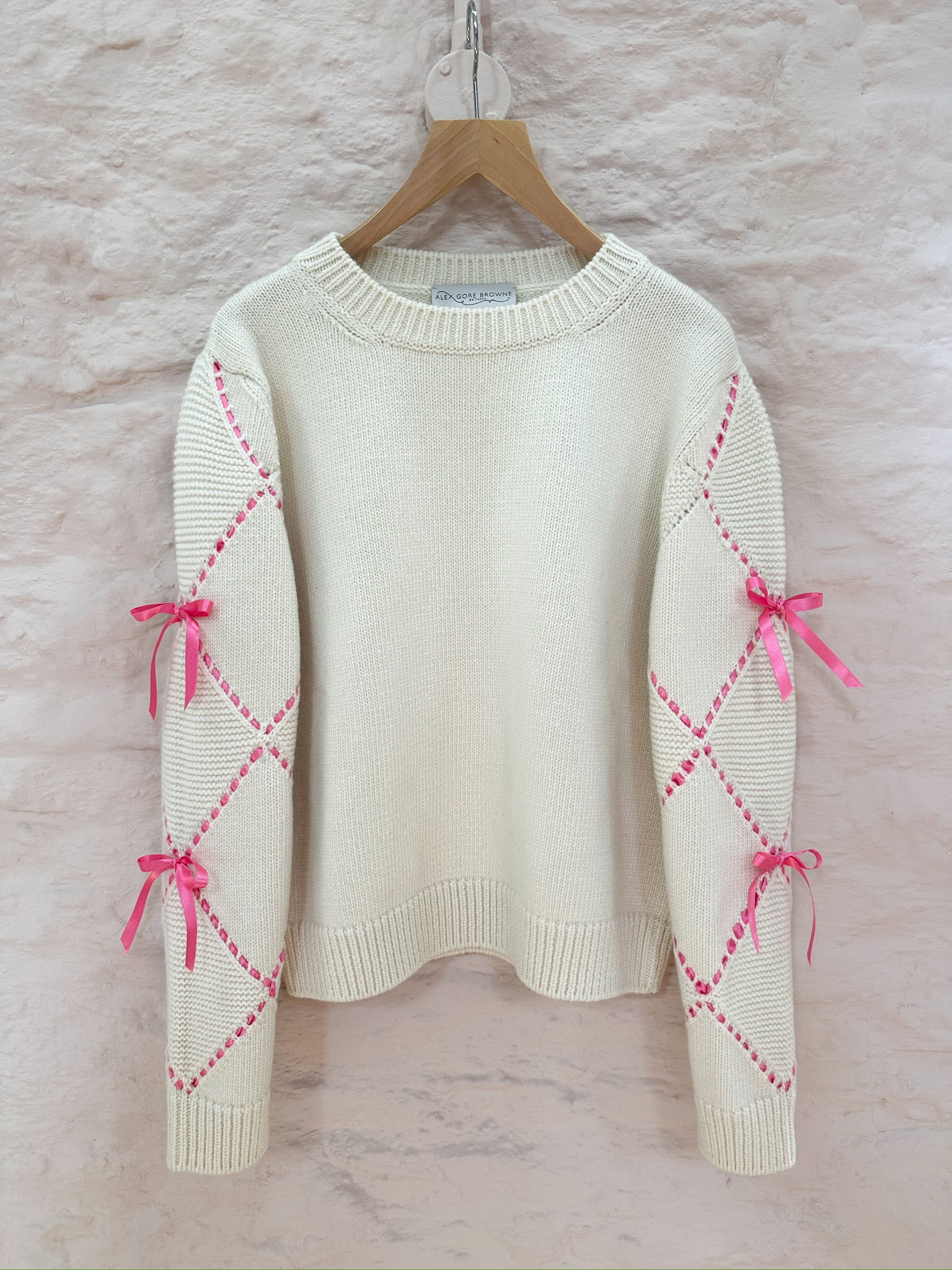 Harlequin Bow - Cream/Pink