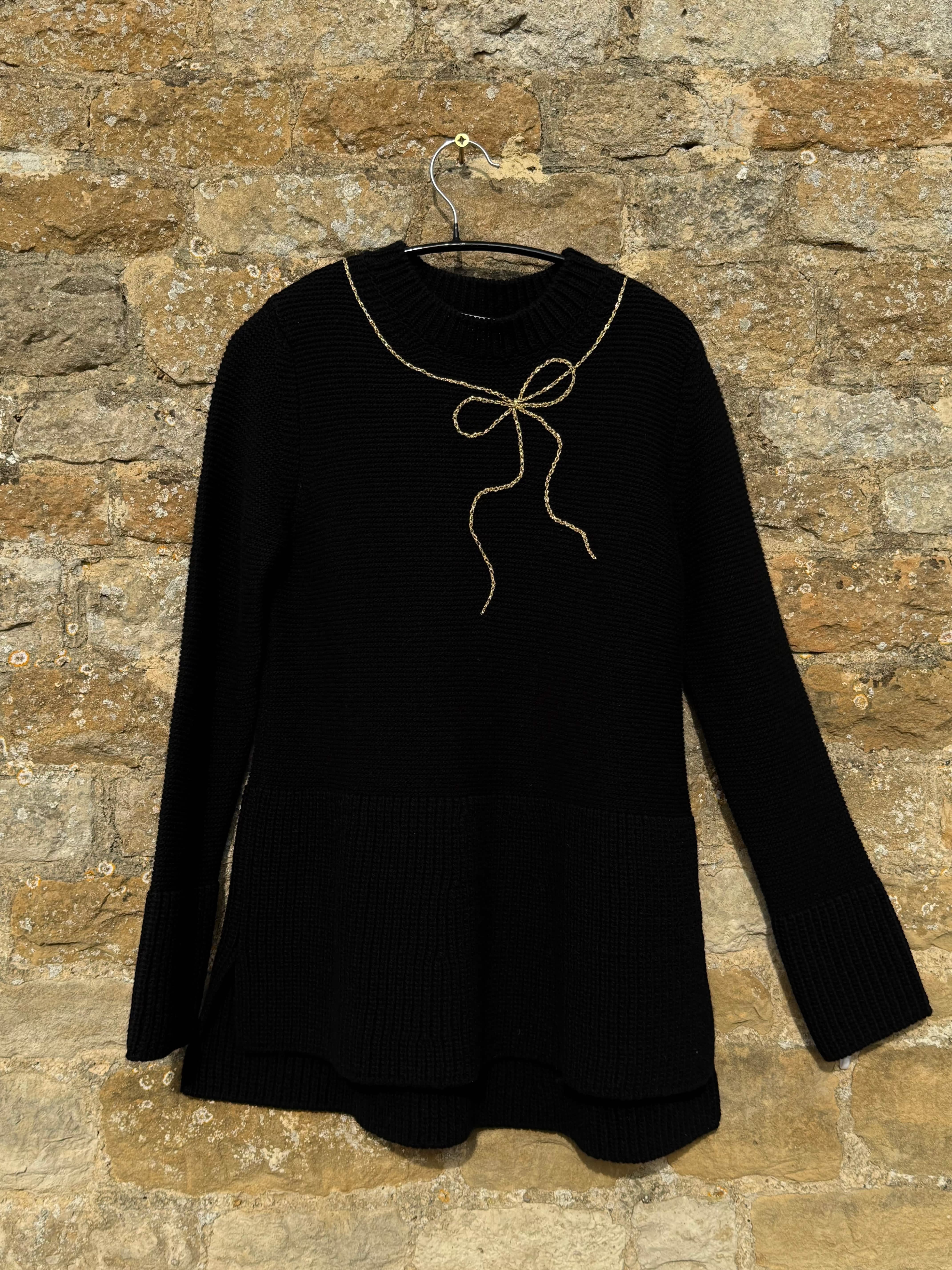 Teddy Sweater with Shoelace Bow - Black/Gold