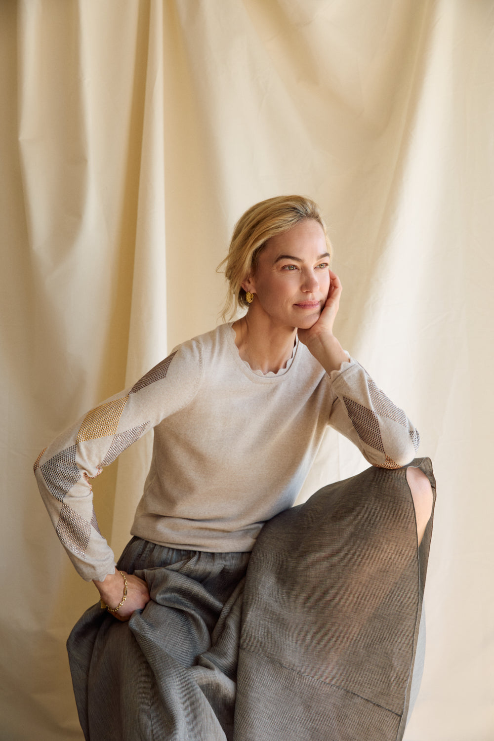 Diamond Sleeve Sweater - Beige